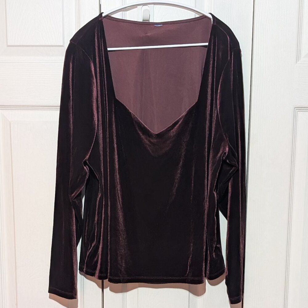 Old Navy Burgundy Velvet Long-Sleeved Blouse with Sweetheart Neckline
